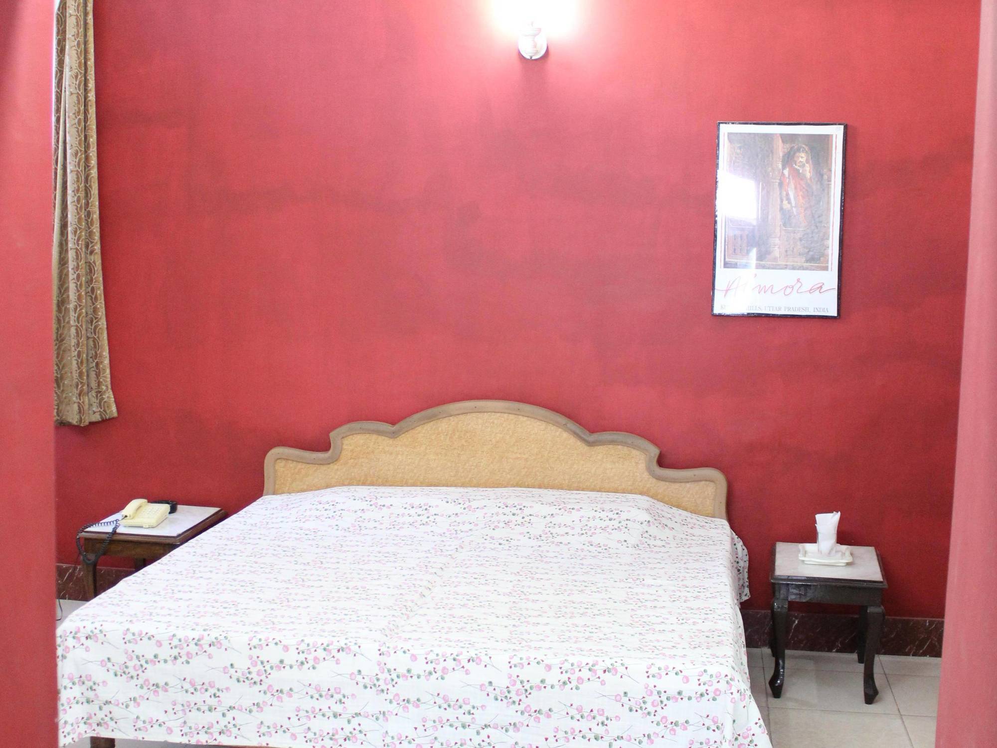 Lakshmi Guest House เดห์ราดุน ภายนอก รูปภาพ