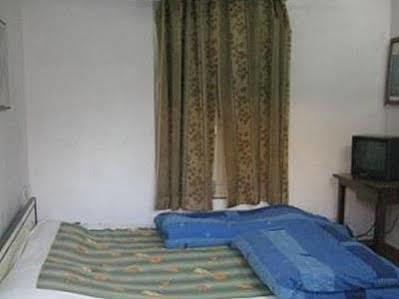 Lakshmi Guest House เดห์ราดุน ภายนอก รูปภาพ